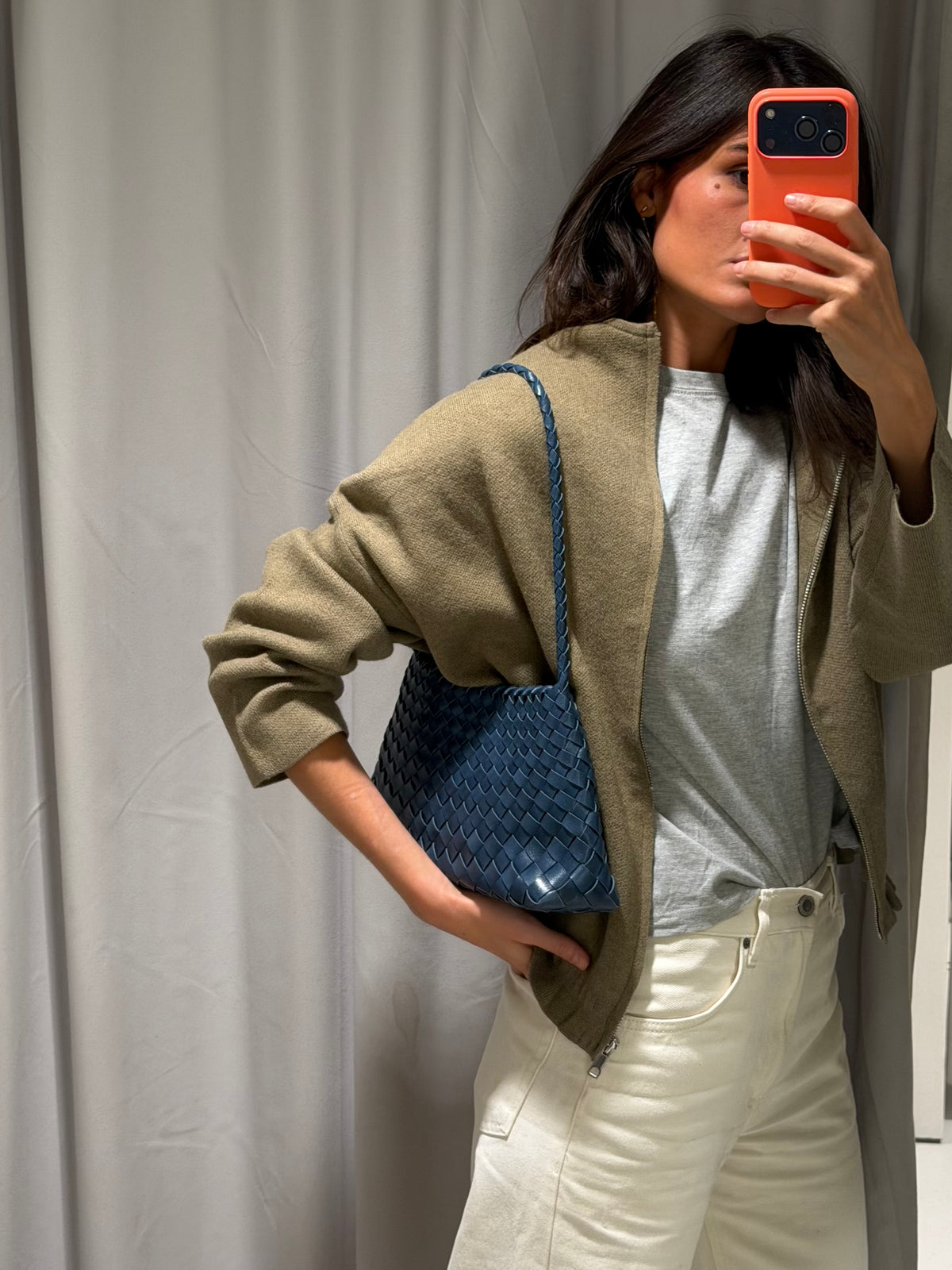 Medium braided leather bag - Indigo