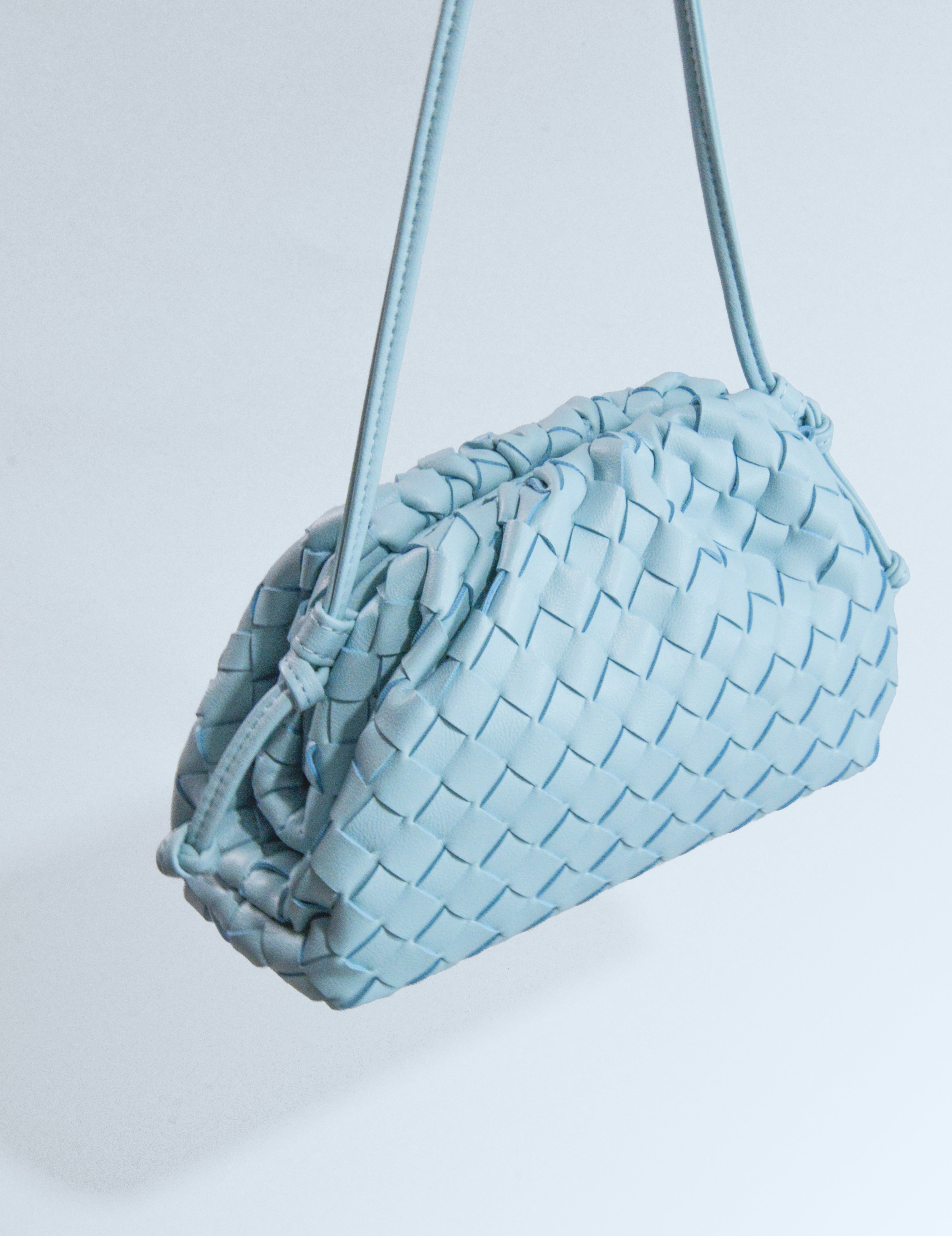 Bolso trenzado - Azul bebé