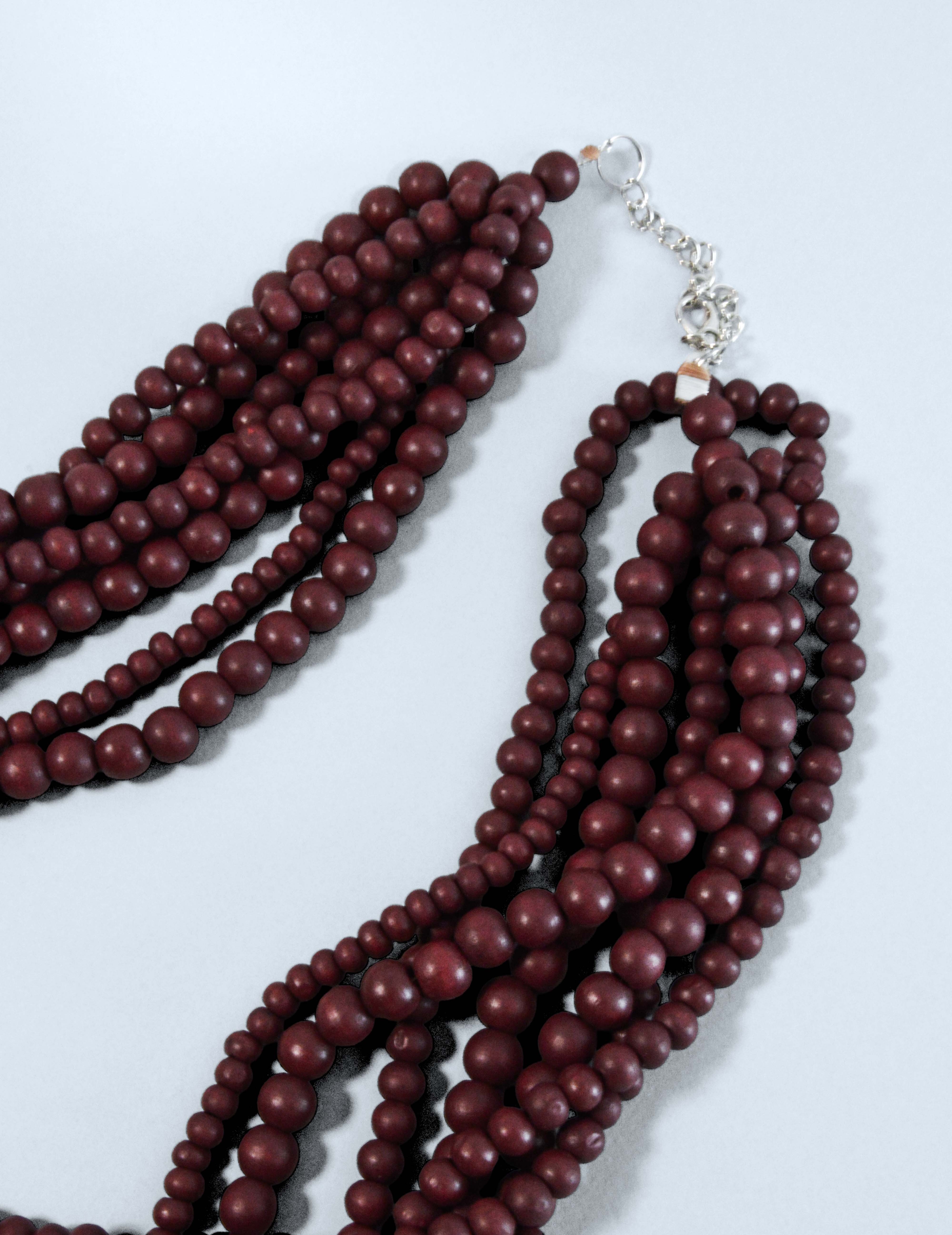 Collar multicapas - Burdeos
