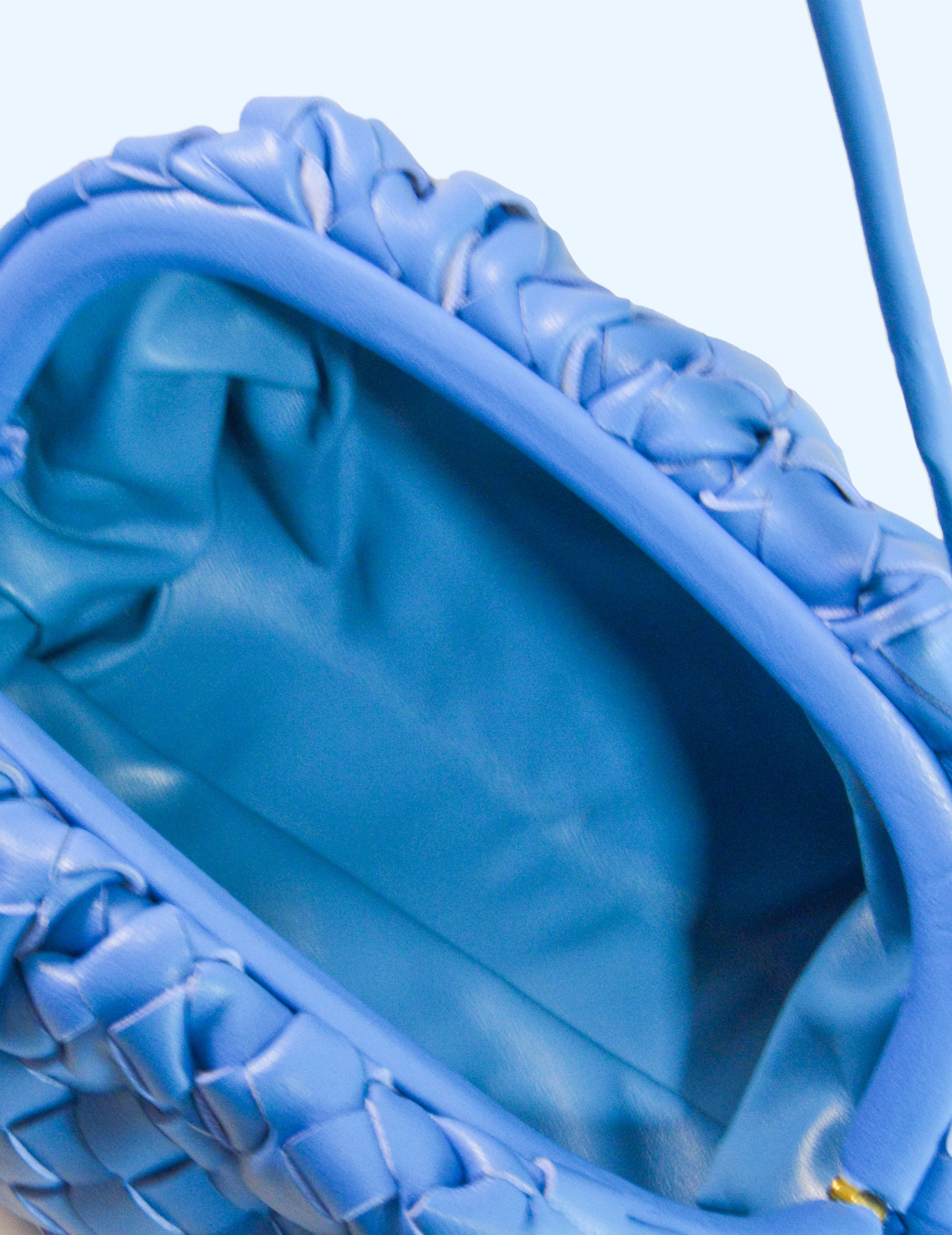 Bolso trenzado - Azul Klein